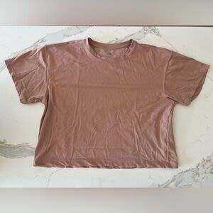 Uniqlo salmon box tee